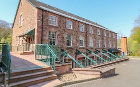 12 Keathbank Court